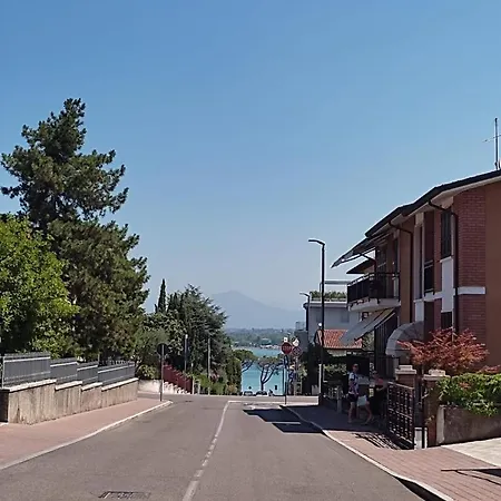 Bilocale Di Garda 아파트 *