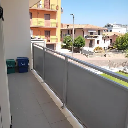 아파트 Bilocale Di Garda